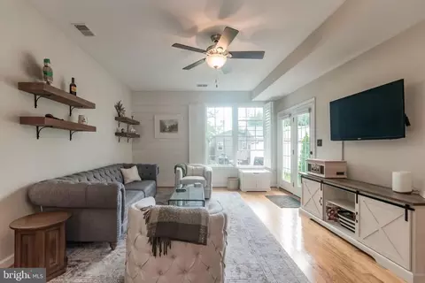 315 E Piccadilly St, Winchester, VA 22601 photo 12