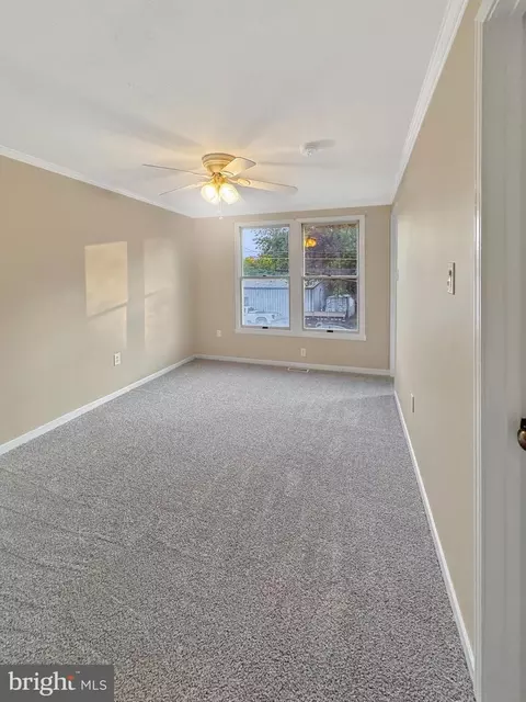 Other - 7 E Hart St, Winchester, VA 22601 photo 9 of 10