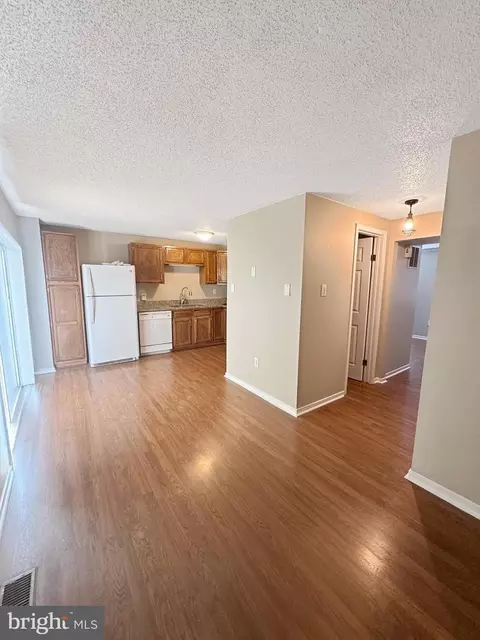 Other - 7 E Hart St, Winchester, VA 22601 photo 3 of 10