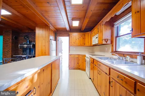 Kitchen - 121 E James St, Winchester, VA 22601 photo 3 of 5