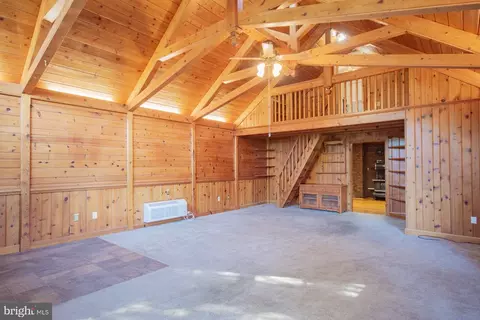 Living - 121 E James St, Winchester, VA 22601 photo 9 of 9