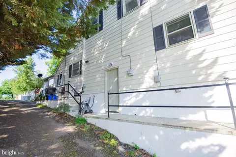 Other - 121 E James St, Winchester, VA 22601 photo 4 of 17