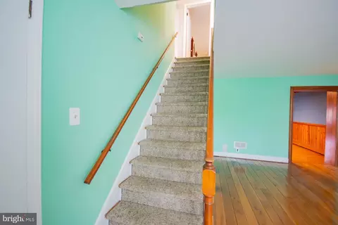 Entry Way - 121 E James St, Winchester, VA 22601 photo 5 of 10