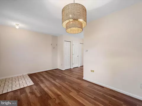 Living - 2635 Limestone Ct, Winchester, VA 22601 photo 2 of 4