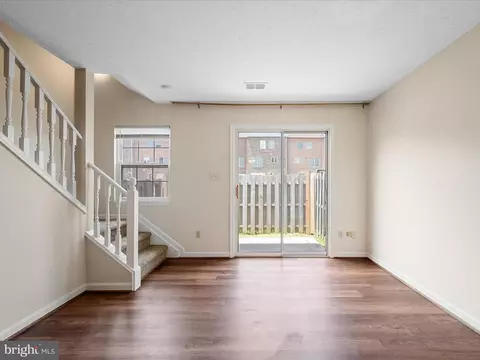 Living - 2635 Limestone Ct, Winchester, VA 22601 photo 3 of 4