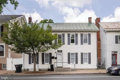 707 S Braddock St, Winchester, VA 22601