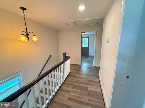 Entry Way - 369 Charles St, Winchester, VA 22601 photo 2 of 3