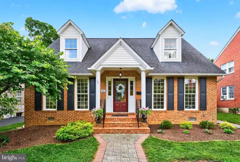 315 W Whitlock Ave, Winchester, VA 22601