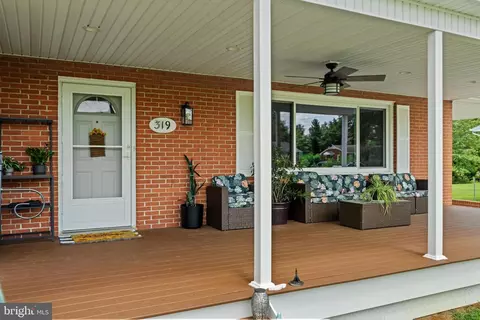 Exterior - 319 Beechcroft Rd, Winchester, VA 22601 photo 3 of 14