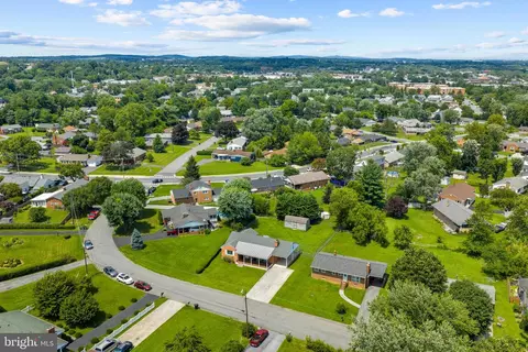 View/Area - 319 Beechcroft Rd, Winchester, VA 22601 photo 5 of 8