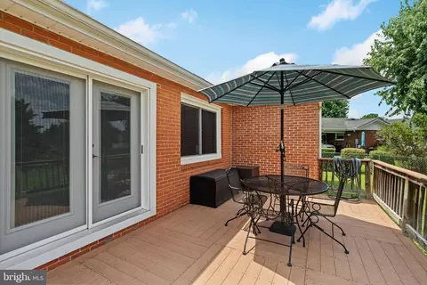 Exterior - 319 Beechcroft Rd, Winchester, VA 22601 photo 7 of 14