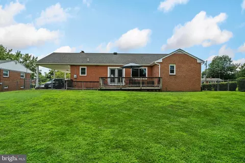 Exterior - 319 Beechcroft Rd, Winchester, VA 22601 photo 8 of 14