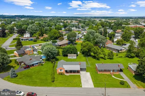 View/Area - 319 Beechcroft Rd, Winchester, VA 22601 photo 1 of 8