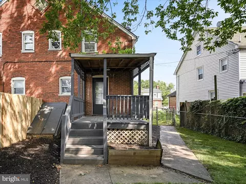Exterior - 613 Watson Ave, Winchester, VA 22601 photo 5 of 8
