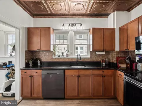 Kitchen - 709 N Braddock St, Winchester, VA 22601 photo 5 of 5