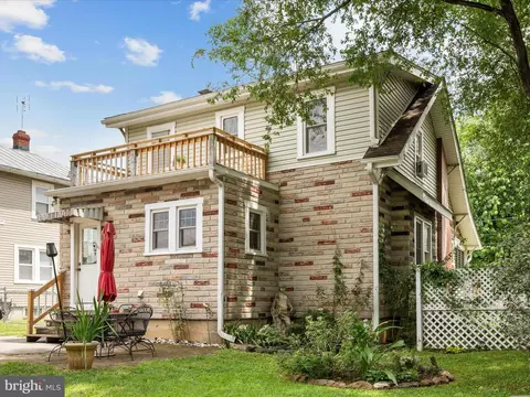 Exterior - 709 N Braddock St, Winchester, VA 22601 photo 11 of 31