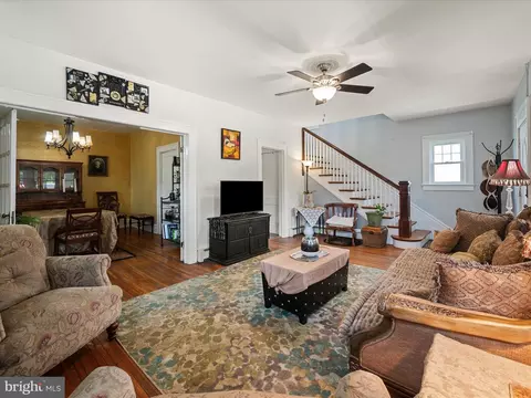 Living - 709 N Braddock St, Winchester, VA 22601 photo 3 of 3