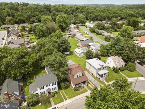 View/Area - 709 N Braddock St, Winchester, VA 22601 photo 3 of 6