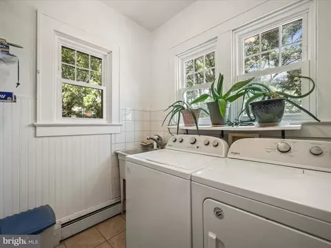 Other - 709 N Braddock St, Winchester, VA 22601 photo 4 of 19