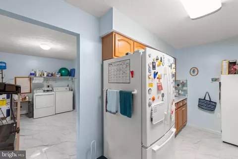 Other - 423 Crescent Dr, Winchester, VA 22601 photo 4 of 6