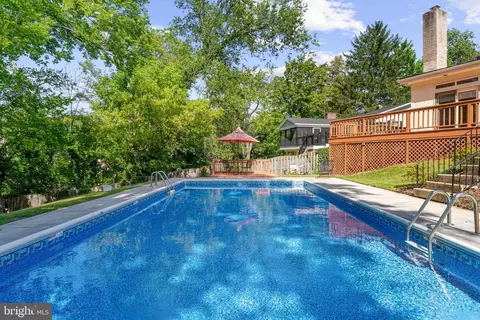 Exterior - 107 Roszel Rd, Winchester, VA 22601 photo 18 of 32