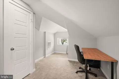 580 N Braddock St, Winchester, VA 22601 photo 32