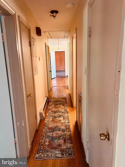 Entry Way - 425 Beechcroft Rd, Winchester, VA 22601 photo 1 of 1