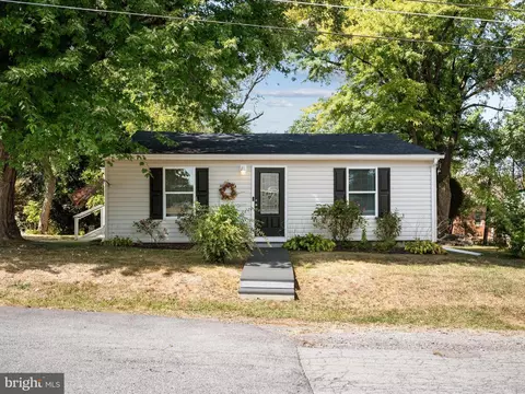 2225 Harrison St, Winchester, VA 22601