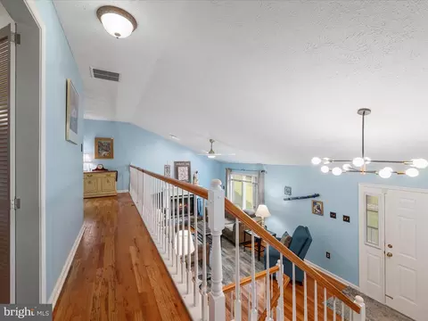 609 Crystal Ct, Winchester, VA 22601 photo 21