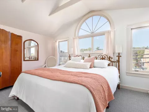 Bedroom - 129 E Cork St, Winchester, VA 22601 photo 1 of 4
