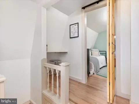 Entry Way - 129 E Cork St, Winchester, VA 22601 photo 5 of 5