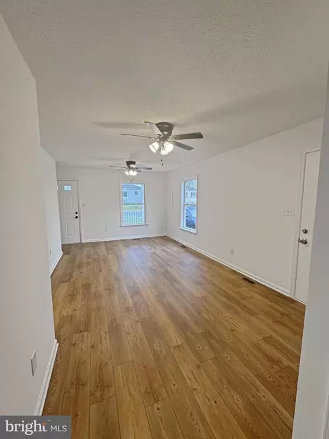 Living - 700 Watson Ave, Winchester, VA 22601 photo 2 of 2