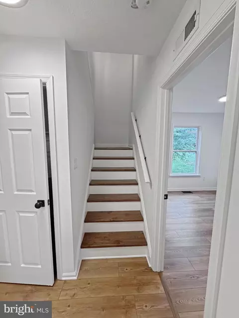 Entry Way - 700 Watson Ave, Winchester, VA 22601 photo 2 of 2