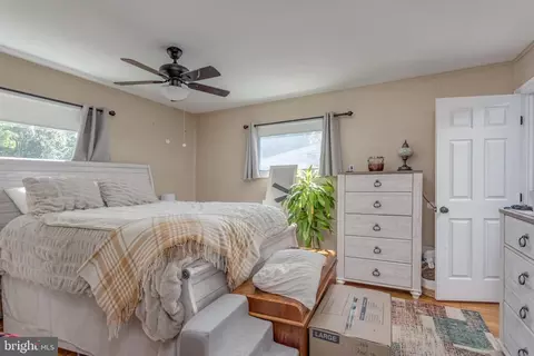 Bedroom - 525 E Cork St, Winchester, VA 22601 photo 1 of 2