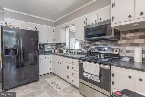 Kitchen - 525 E Cork St, Winchester, VA 22601 photo 1 of 2