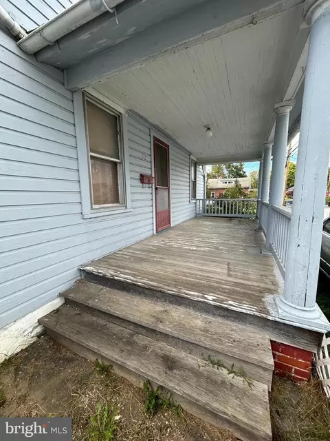 27 Jackson Ave, Winchester, VA 22601 photo 3
