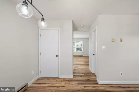 Entry Way - 26 A Jackson Ave, Winchester, VA 22601 photo 6 of 16