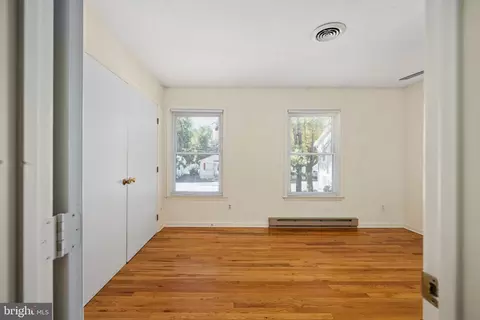 Bedroom - 26 A Jackson Ave, Winchester, VA 22601 photo 5 of 9