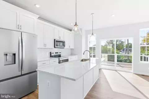 205 Monteith Dr, Winchester, VA 22601