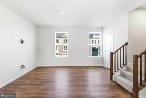 Living - 209 Monteith Dr, Winchester, VA 22601 photo 1 of 2