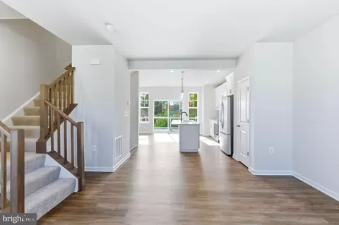 Entry Way - 209 Monteith Dr, Winchester, VA 22601 photo 4 of 9
