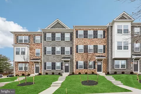 1817 Harvest Dr, Winchester, VA 22601