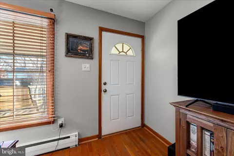 225 Fox Dr, Winchester, VA 22601 photo 7