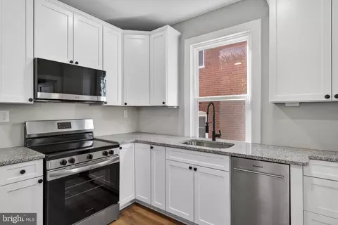 318 E Piccadilly St, Winchester, VA 22601 photo 15