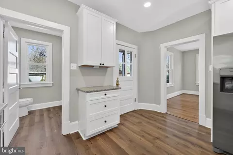 318 E Piccadilly St, Winchester, VA 22601 photo 17