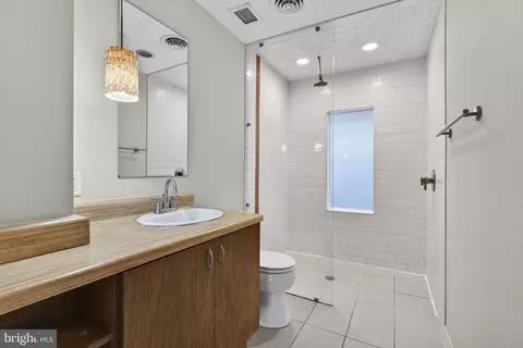 318 E Piccadilly St, Winchester, VA 22601 photo 30
