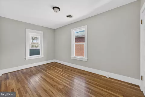 318 E Piccadilly St, Winchester, VA 22601 photo 25