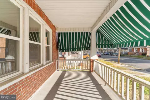318 E Piccadilly St, Winchester, VA 22601 photo 4