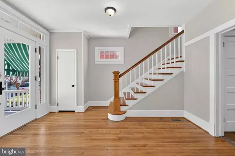 318 E Piccadilly St, Winchester, VA 22601 photo 7
