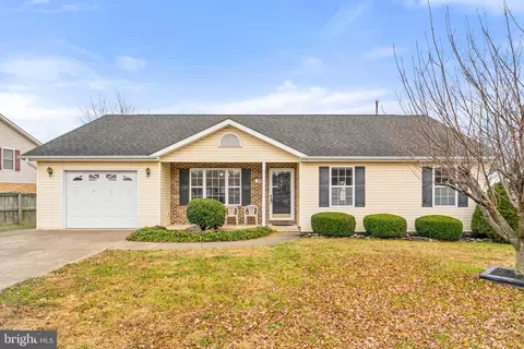 420 Russelcroft Rd, Winchester, VA 22601
